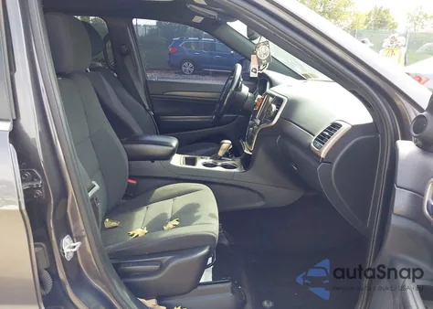 2016 Jeep Grand Cherokee Laredo z USA, uszkodzony, nr VIN 1C4RJFAG1GC384981